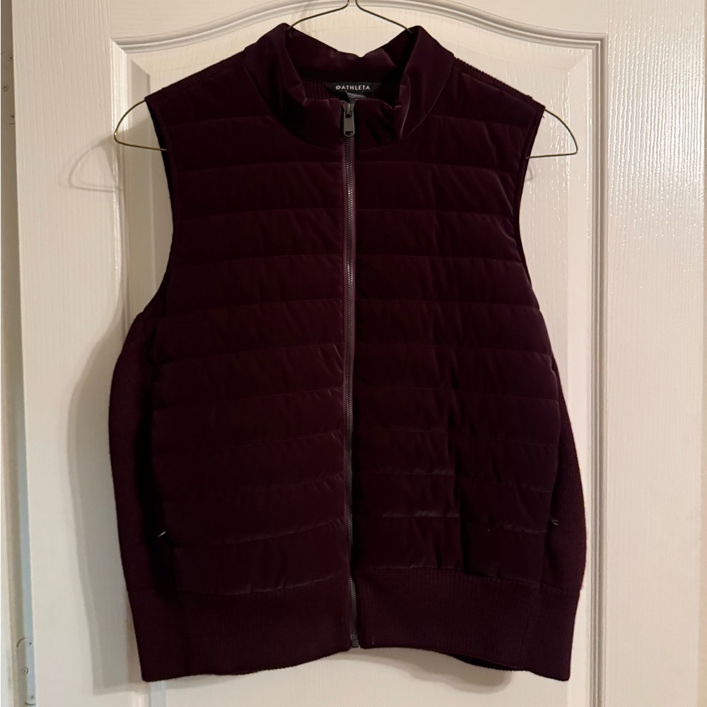 Athleta Hybrid Maroon Vest